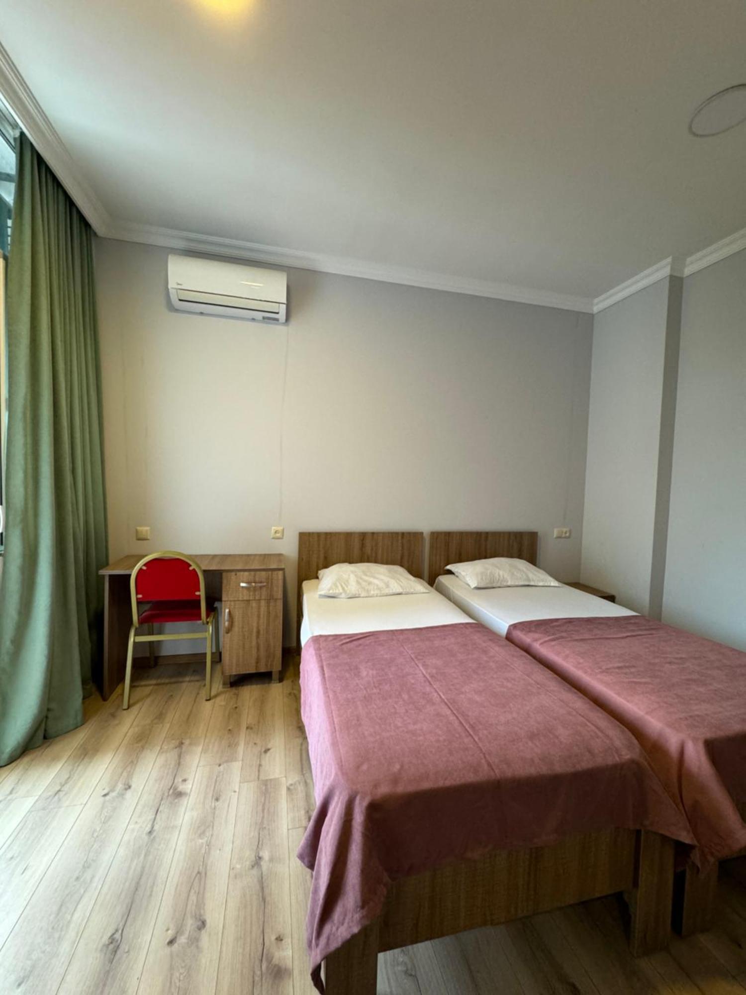 Apartamento Colibri Batumi Exterior foto