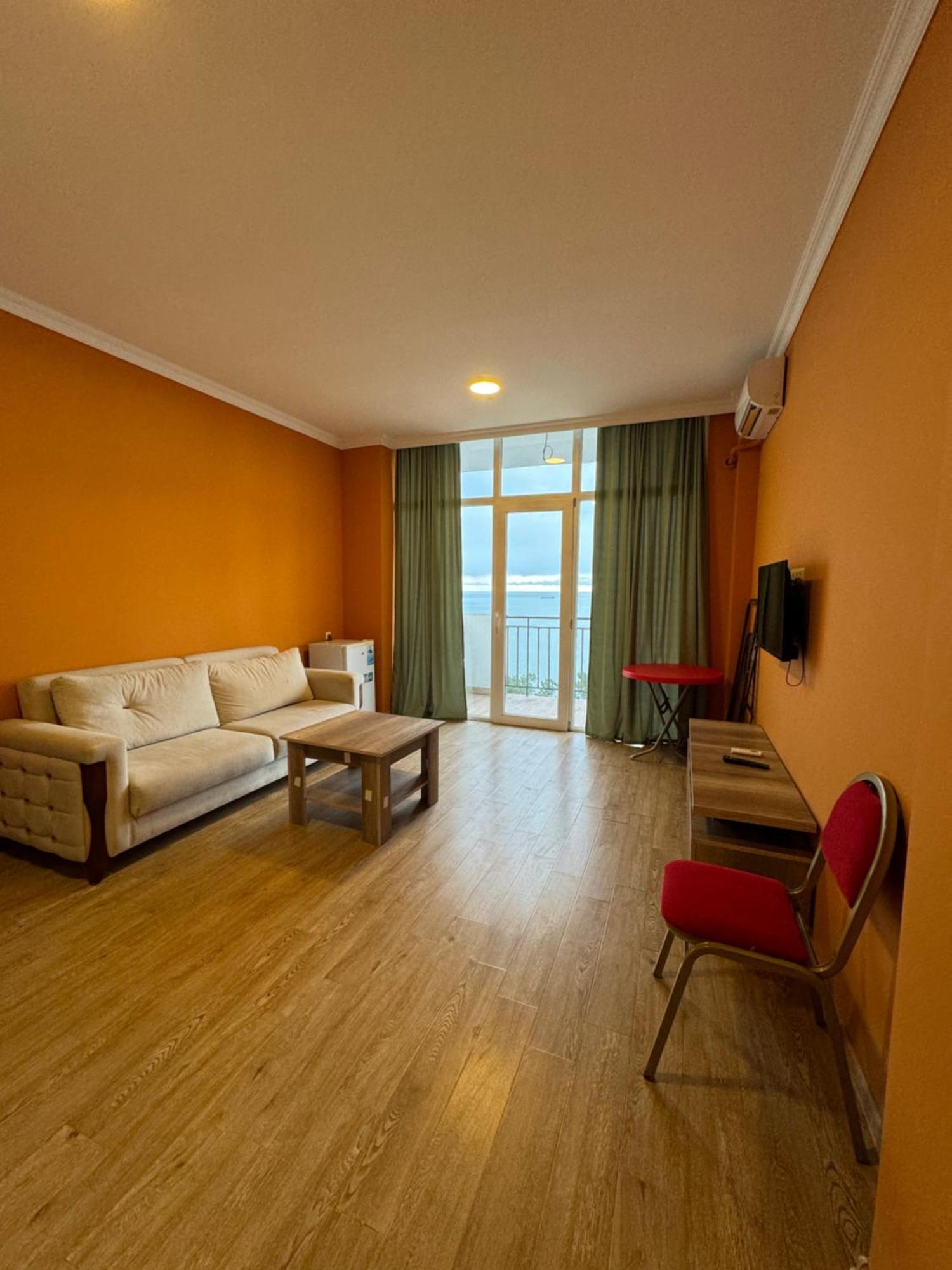 Apartamento Colibri Batumi Exterior foto