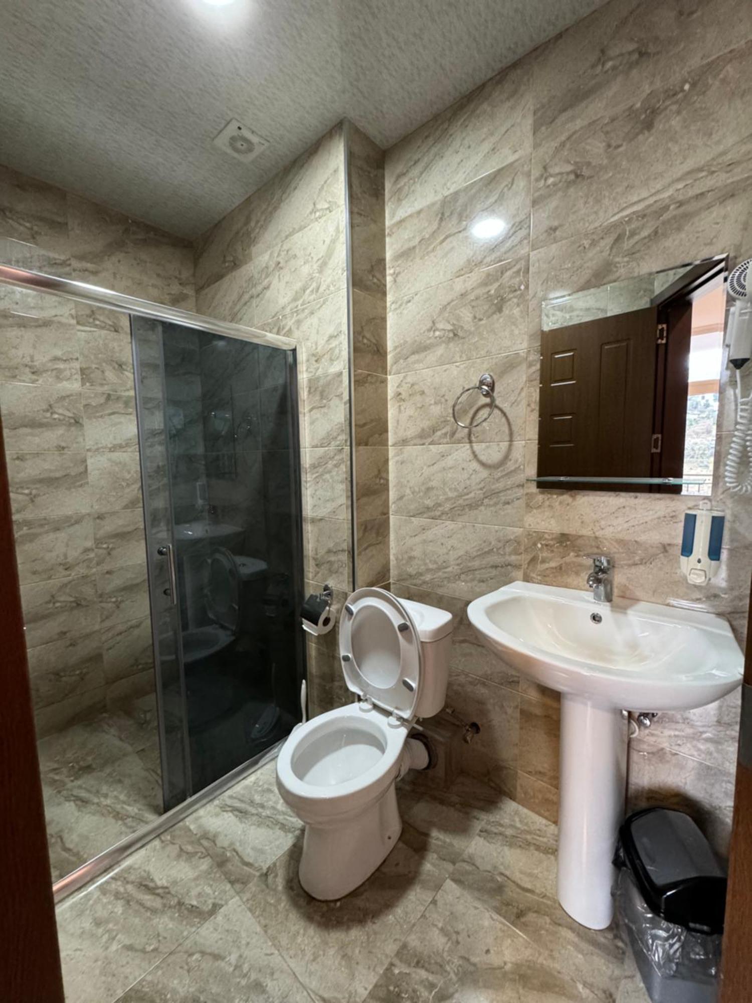 Apartamento Colibri Batumi Exterior foto