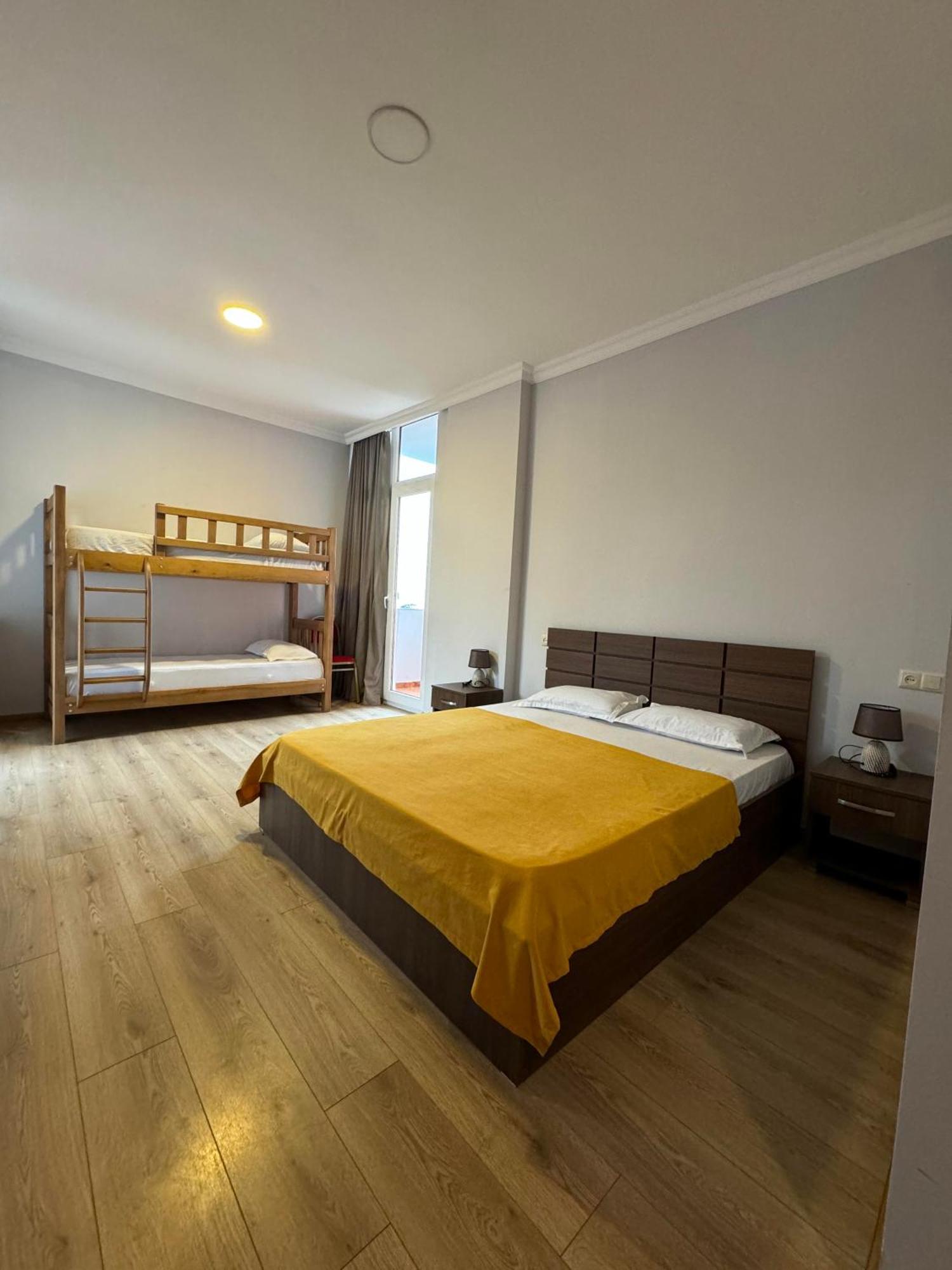 Apartamento Colibri Batumi Exterior foto