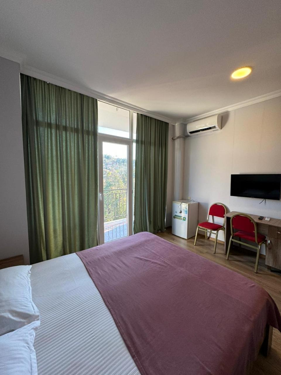 Apartamento Colibri Batumi Exterior foto